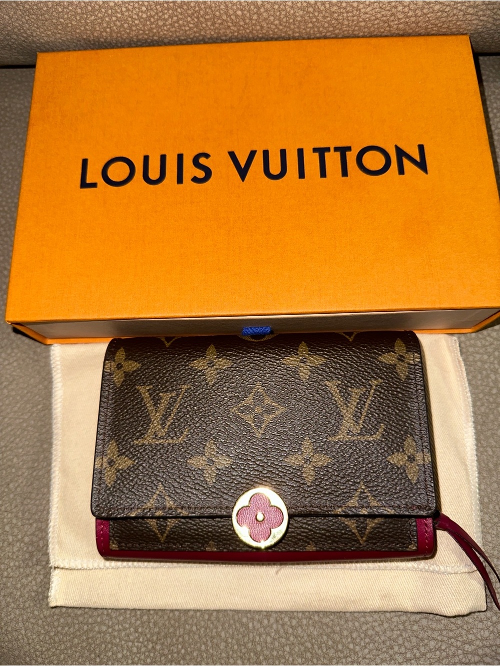 LV Portefeuille Flore Compact Bifold Wallet Brown Leather & Fuchsia w/ Hot Stamp